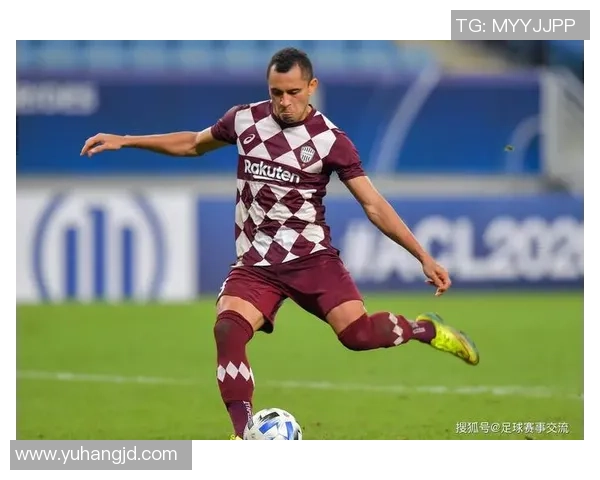 足球场上的闪耀之星:2号球员如何引领球队迈向辉煌 足球场上的闪耀之星:2号球员如何引领球队迈向辉煌